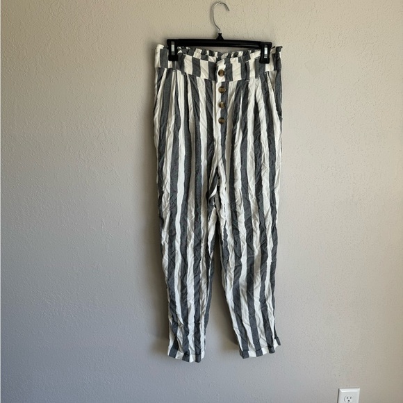 NWT American Eagle Navy and White Striped Viscose Pants Women’s M Beach Vacation - Picture 1 of 4